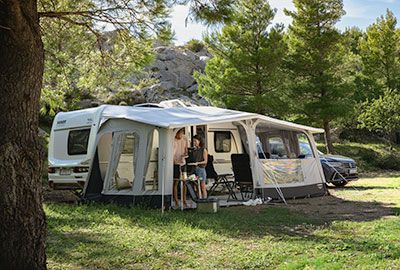 Voortent schoonmaken