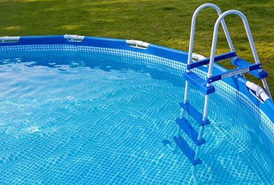 Zwembad zomerklaar maken