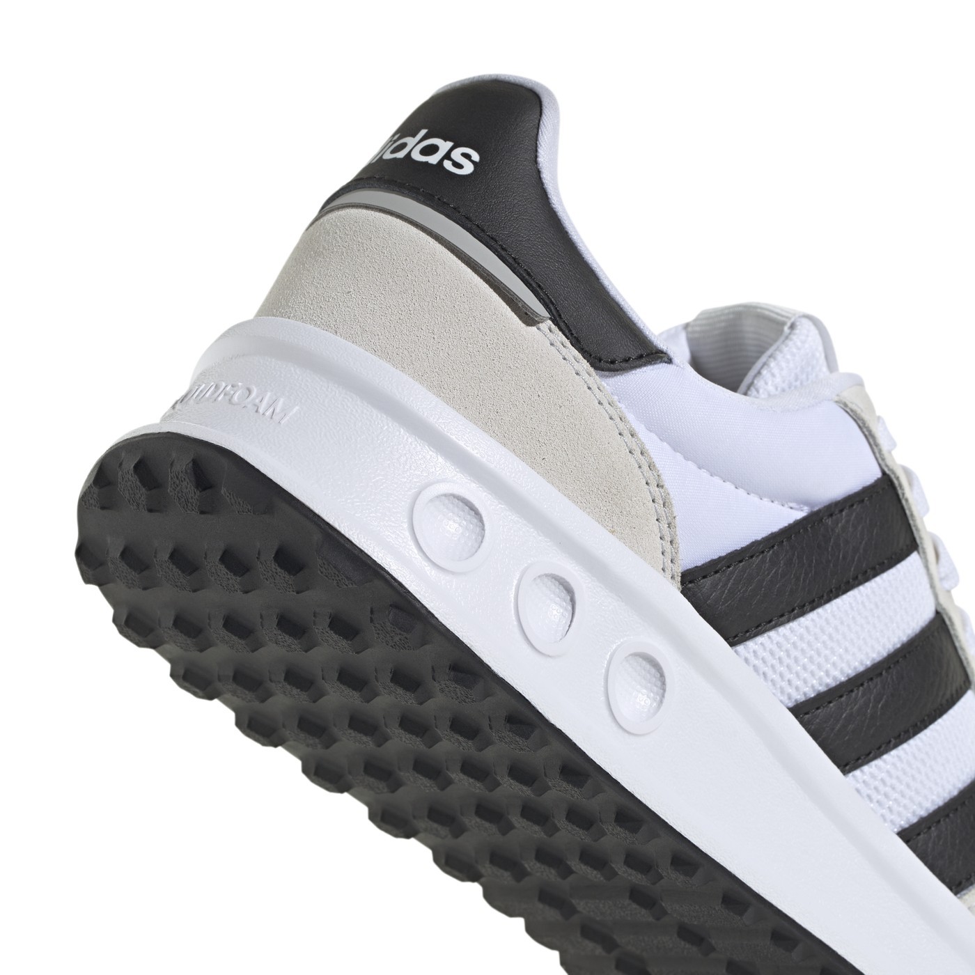 adidas Run 84 schoenen heren cloud white core black crystal white