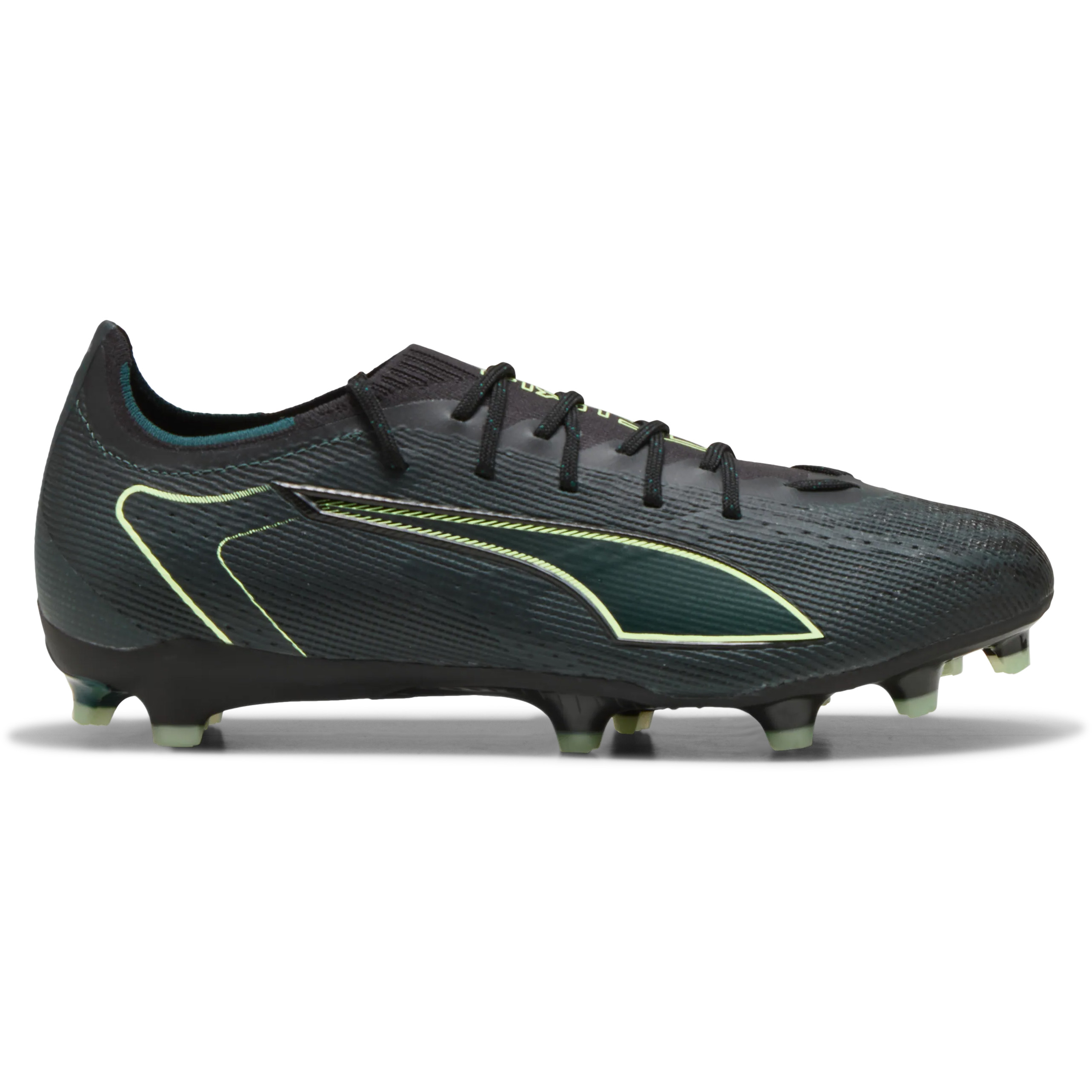 PUMA Ultra 6 Pro FG - AG voetbalschoenen PUMA black fizzy light green terrain