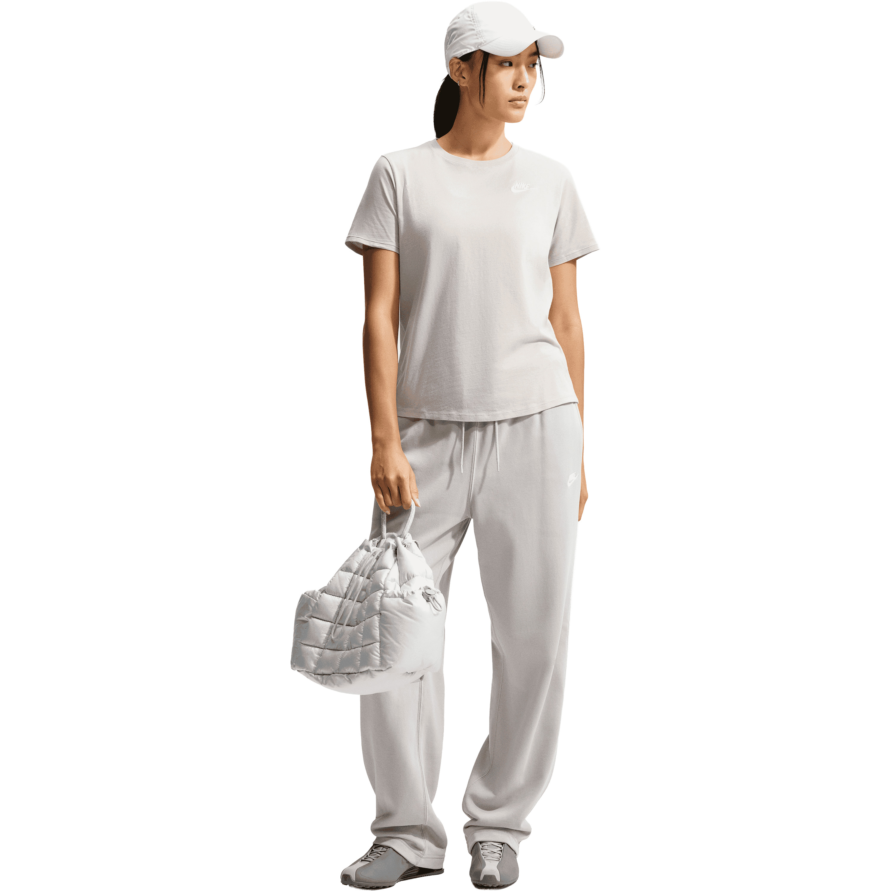 Nike Club Essentials shirt dames cream II 